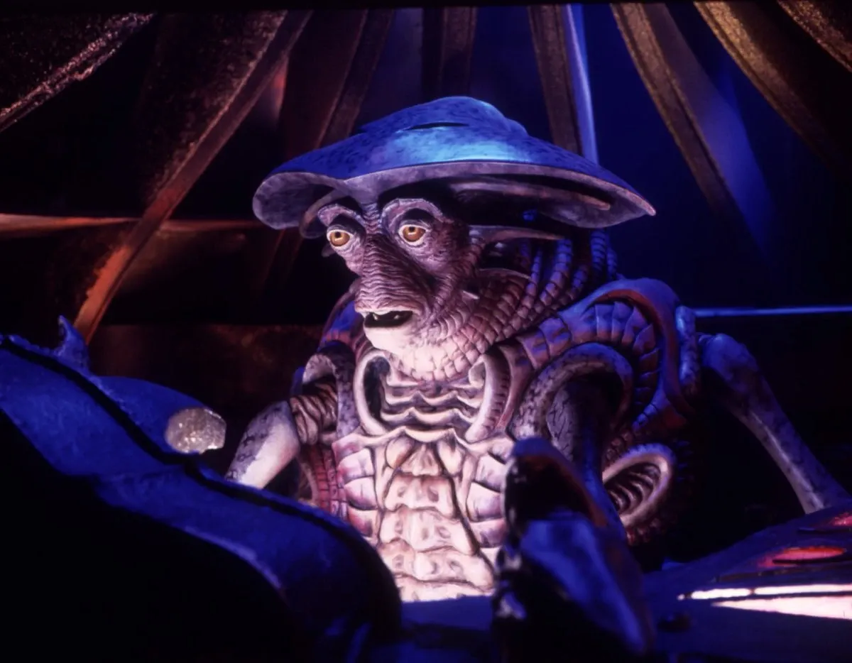 WHY Are All Nonhuman Aliens Naked?